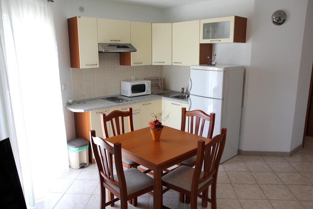 Apartments Kata Biograd Na Moru Esterno foto