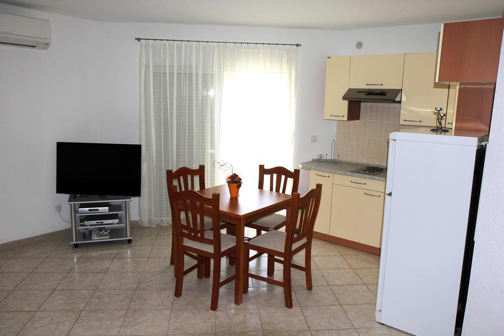 Apartments Kata Biograd Na Moru Esterno foto